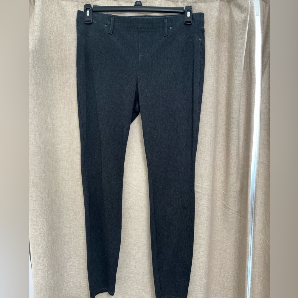 Women’s Time and Tru Charcoal Ponte Pants w/ back pockets
